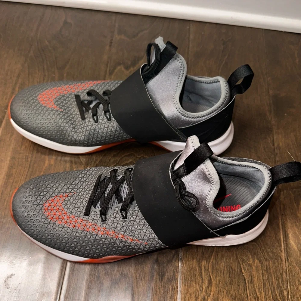 Nike Air Zoom Strong Cross Training Sneaker Black Grey Gym Shoes Size 10.5